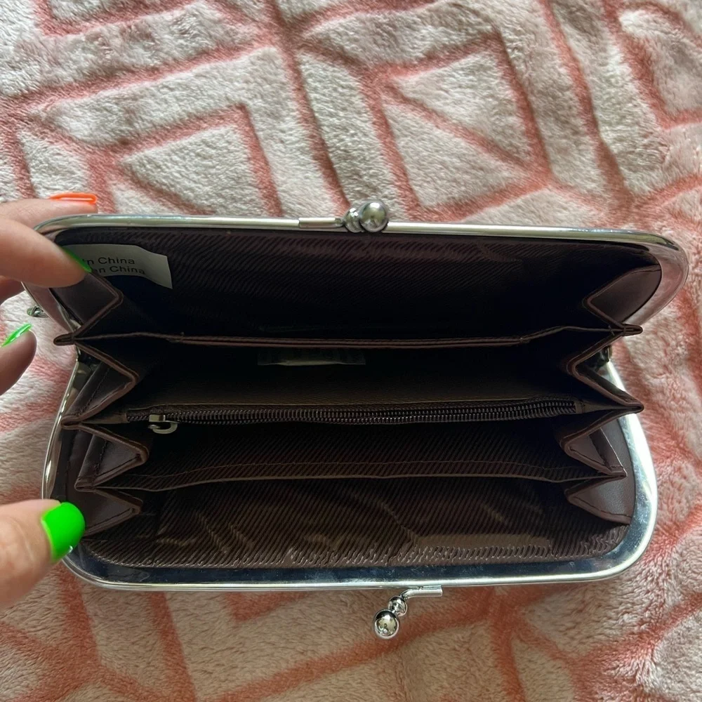 Black Crocodile-Embossed Women's Clutch